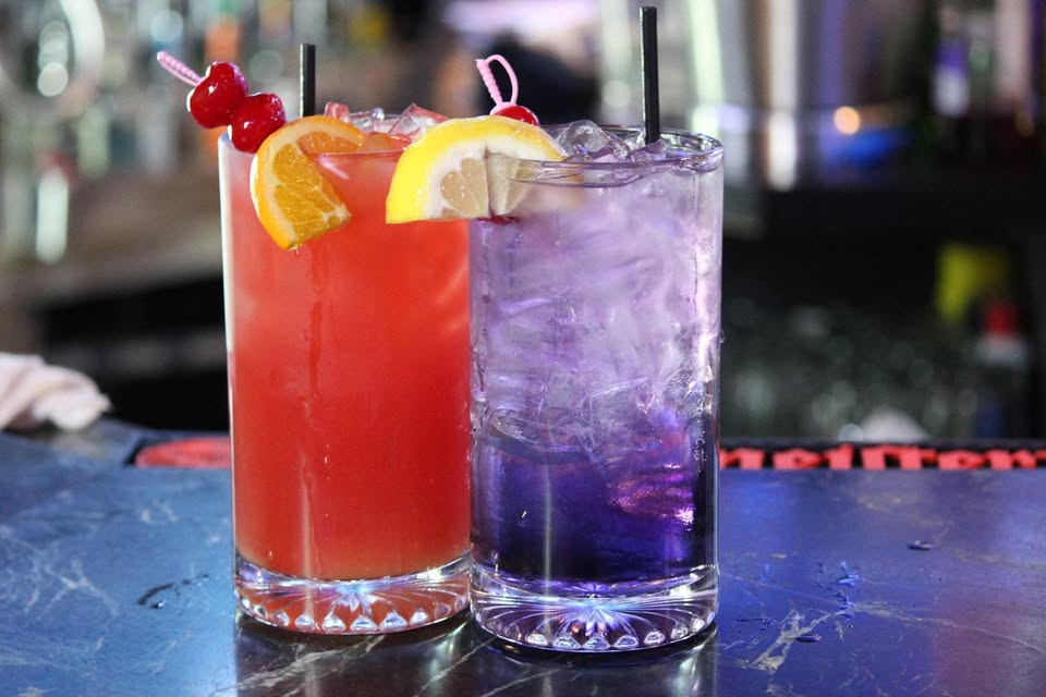 Shooter's Sports Bar & Billiards pool hall exterior/interior